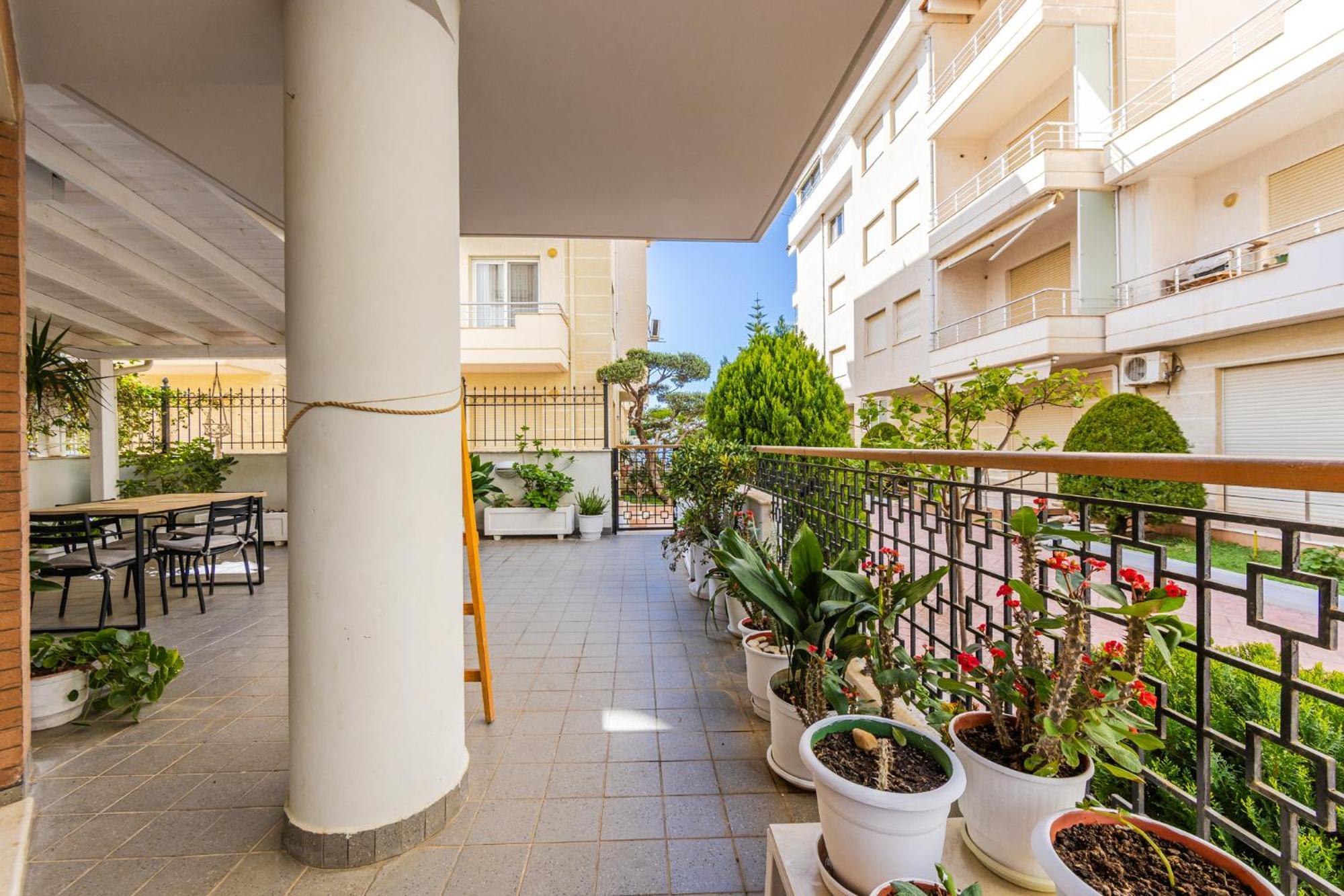 Melon Apartments Vlorë Exterior foto